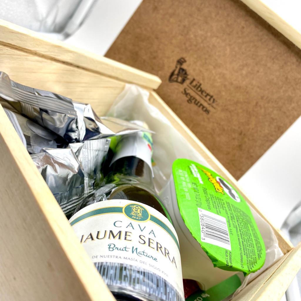 Caja de obsequios corporativos para Liberty Seguros